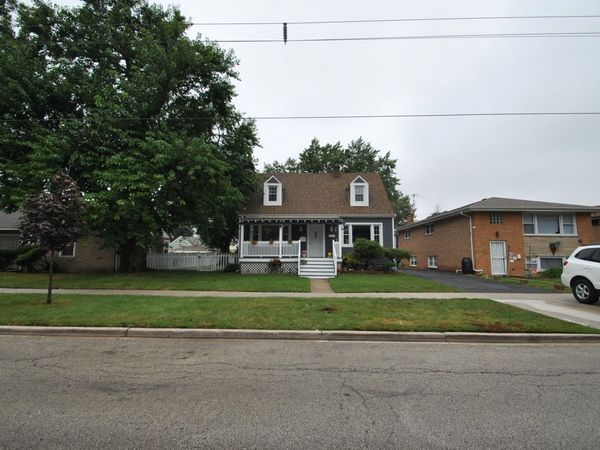 1600 N 33rd Avenue , Melrose Park, IL 60160