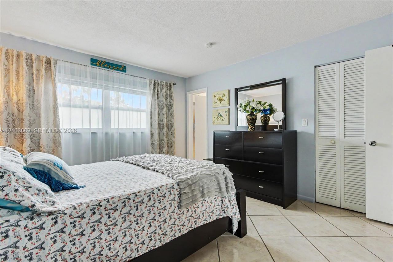 5300 Washington St, Unit H137, Hollywood, FL 33021 Photo
