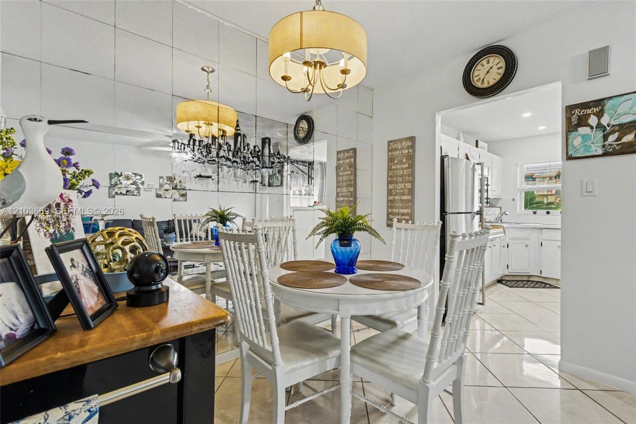5300 Washington St, Unit H137, Hollywood, FL 33021 Photo