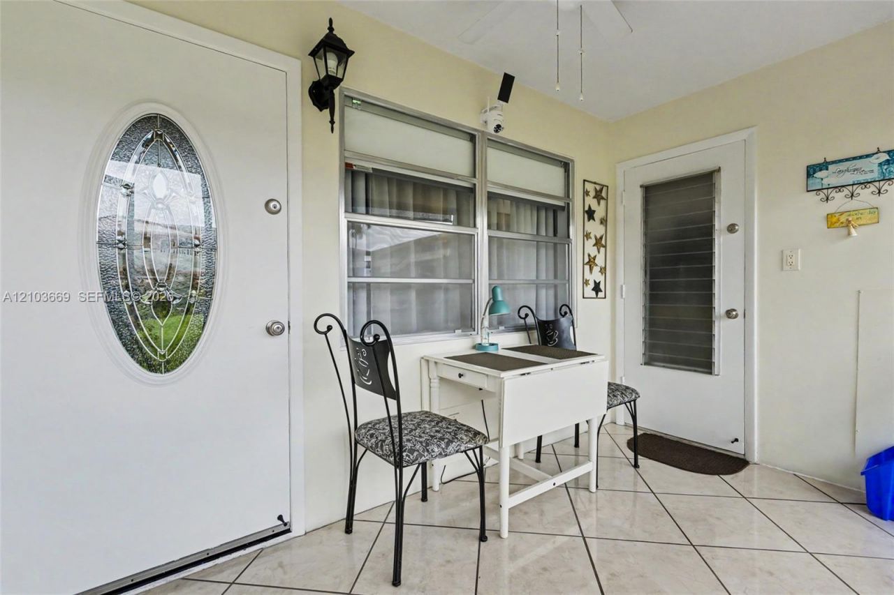 5300 Washington St, Unit H137, Hollywood, FL 33021 Photo