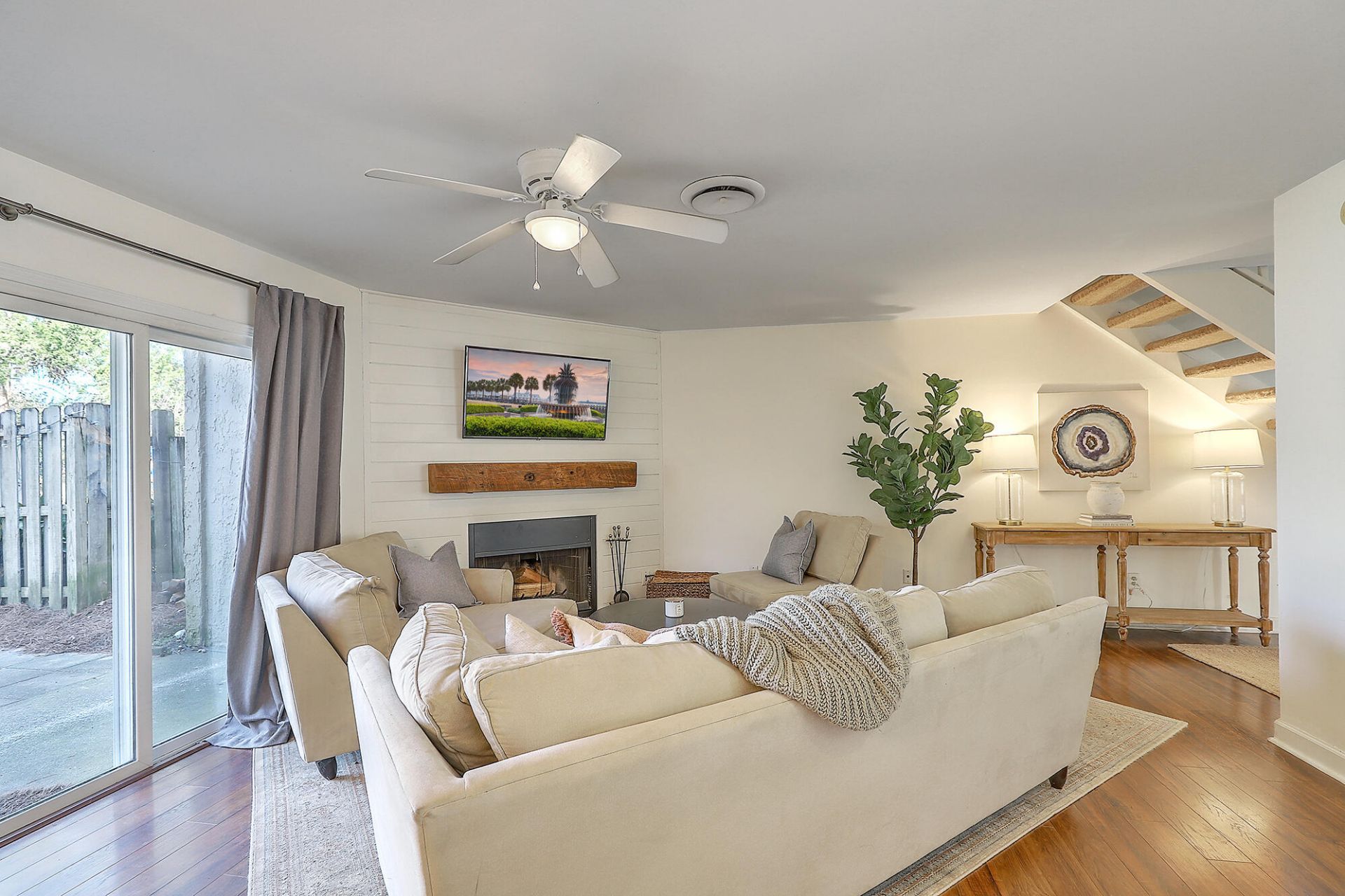 1112 Monaco Drive Photo 5