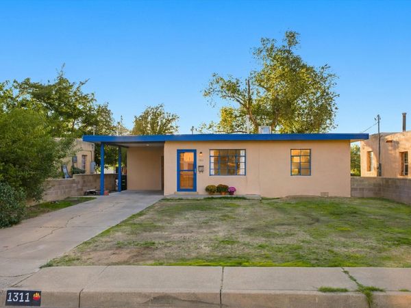 1311 Dartmouth Drive NE, Albuquerque, NM 87106