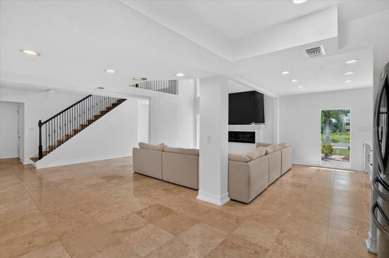 1709 Anastasia Way S, Saint Petersburg, FL 33712 Photo