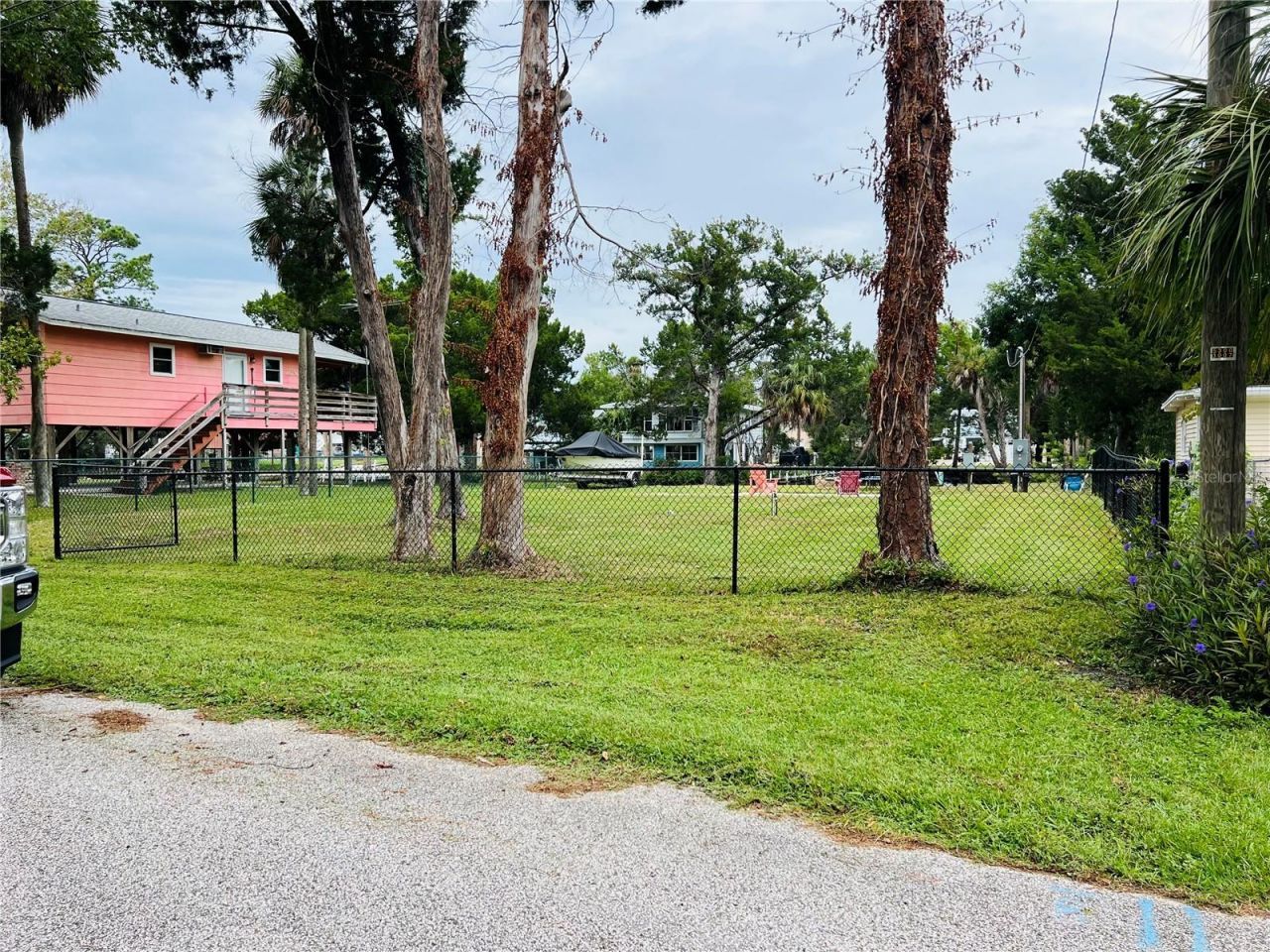 0 Colony Circle , Weeki Wachee, FL 34607 Photo