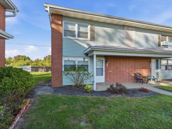 113 Buckeye Circle , Columbus, OH 43217