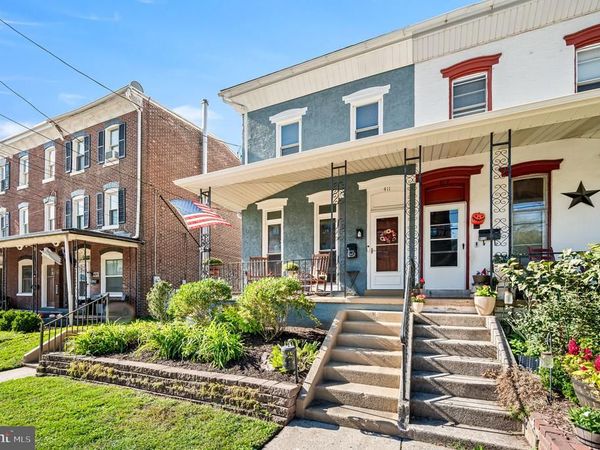 411 WALNUT STREET , ROYERSFORD, PA 19468