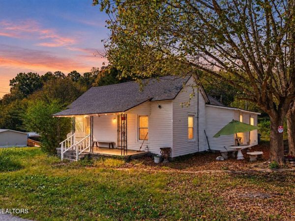 216 Pine Hollow Rd, Jacksboro, TN 37757