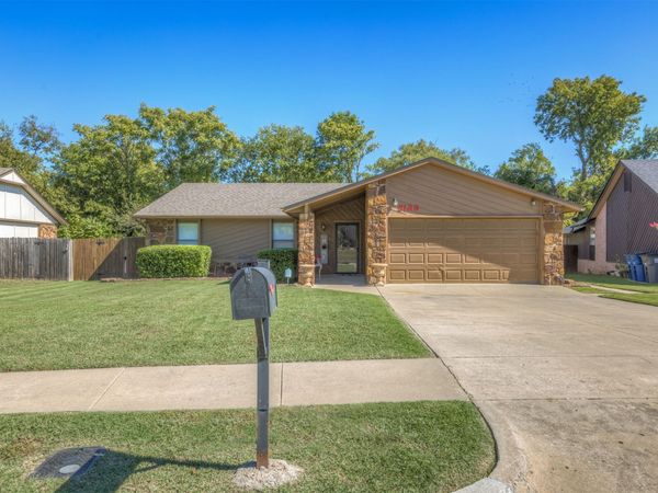 3129 S 140th East Avenue , Tulsa, OK 74134