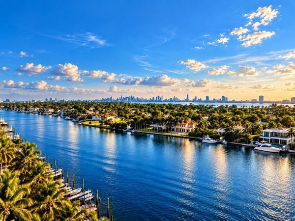 5600 Collins Ave , Unit 9S, Miami Beach, FL 33140