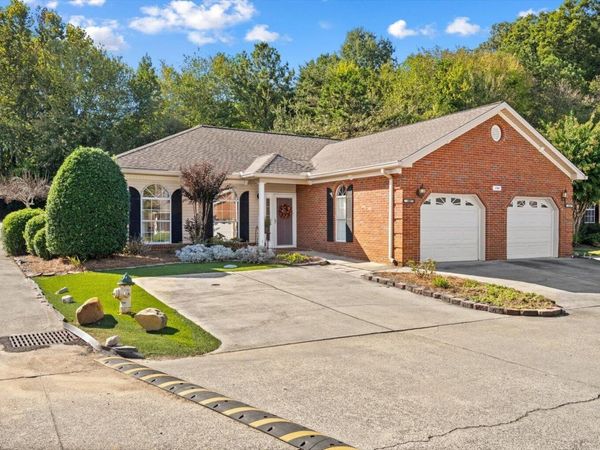1709 Chestnut Oak Drive, Unit 109, Dalton, GA 30721