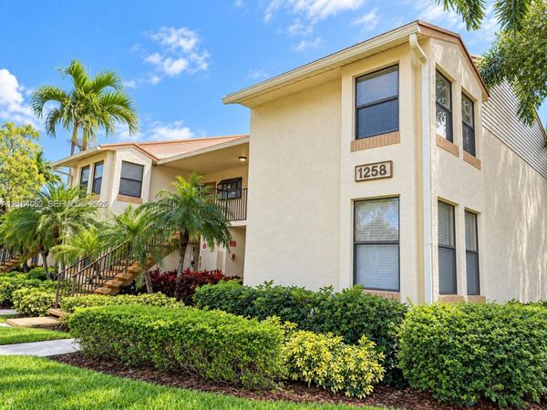 1258 S Military Trl , Unit 815, Deerfield Beach, FL 33442