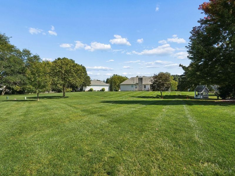 8240 Chateau Lane, Westerville, OH 43082 Photo 26
