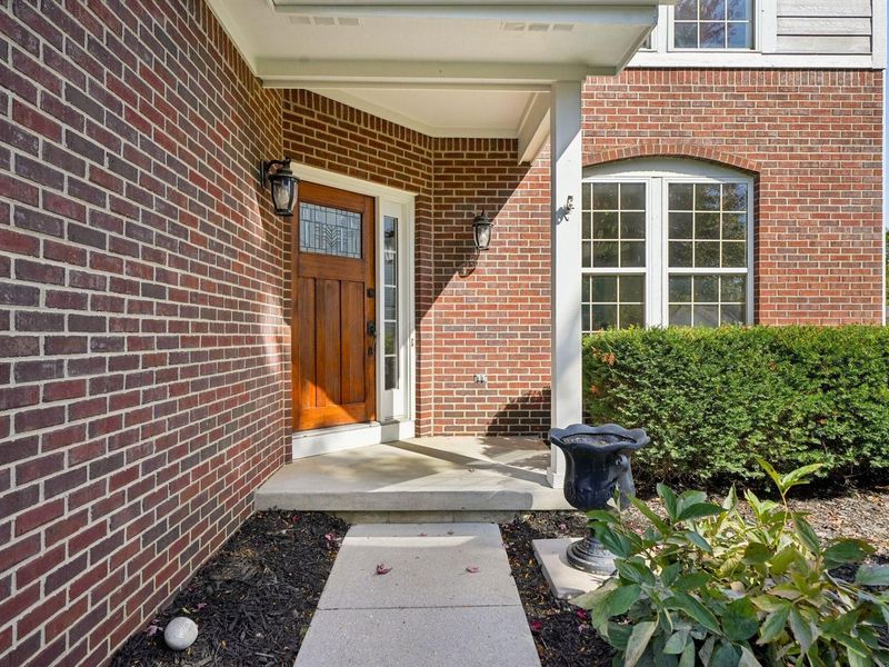 8240 Chateau Lane, Westerville, OH 43082 Photo 32