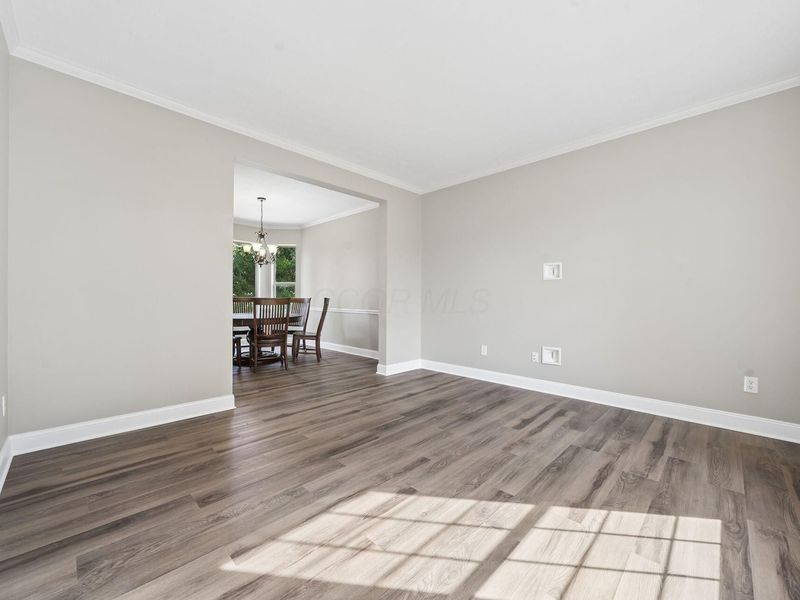 8240 Chateau Lane, Westerville, OH 43082 Photo 41