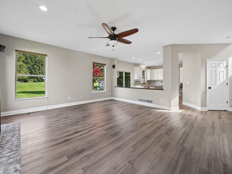 8240 Chateau Lane, Westerville, OH 43082 Photo 68