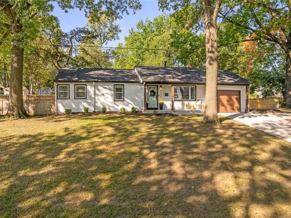 6126 Granada Street, Fairway, KS 66205