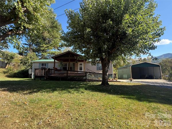 97 Fair Haven Drive, Burnsville, NC 28714