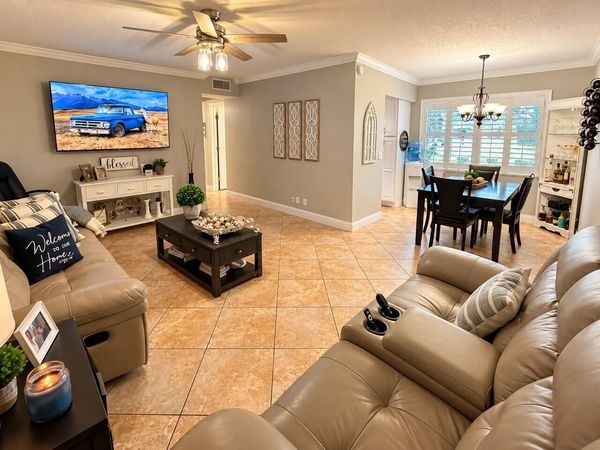 16 SHEFFIELD A, Unit 16, West Palm Beach, FL 33417