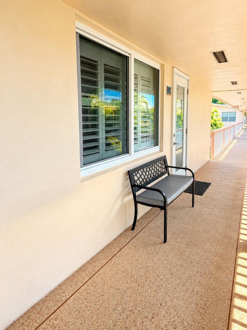 16 Sheffield A, Unit 16, West Palm Beach, FL 33417 Photo