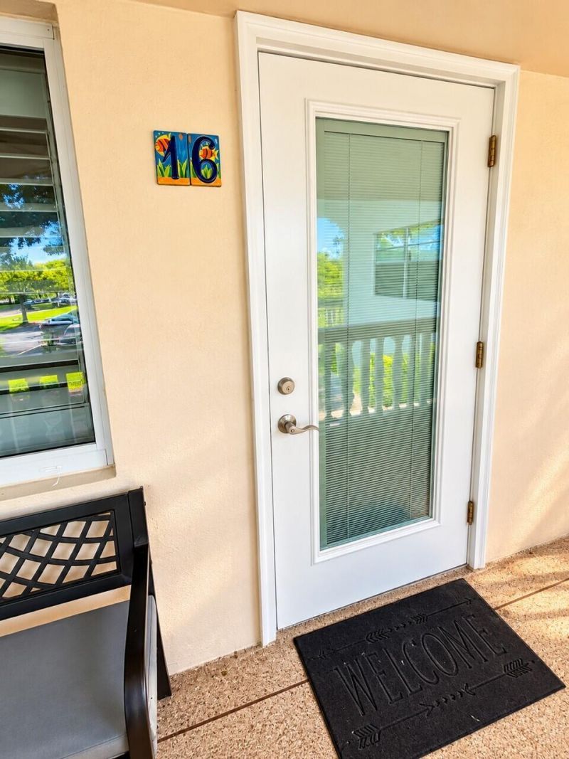 16 Sheffield A, Unit 16, West Palm Beach, FL 33417 Photo