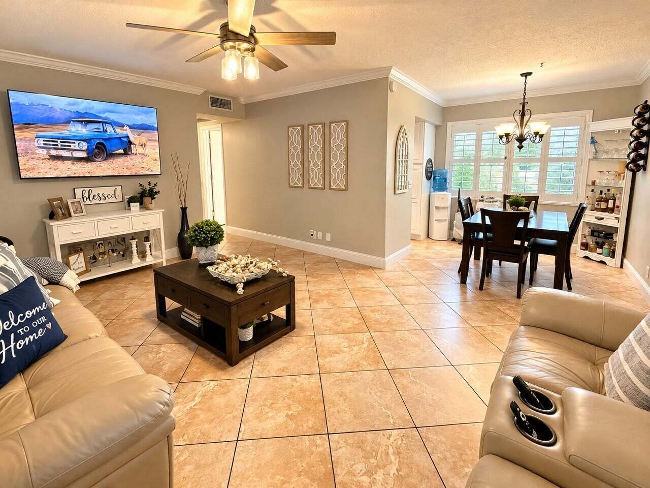 16 Sheffield A, Unit 16, West Palm Beach, FL 33417 Photo