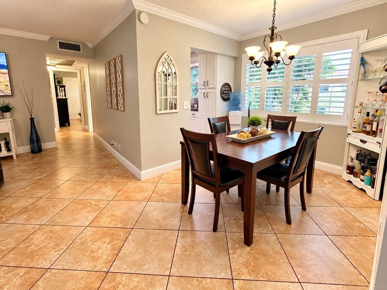 16 Sheffield A, Unit 16, West Palm Beach, FL 33417 Photo