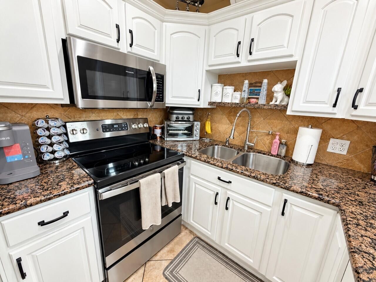 16 Sheffield A, Unit 16, West Palm Beach, FL 33417 Photo