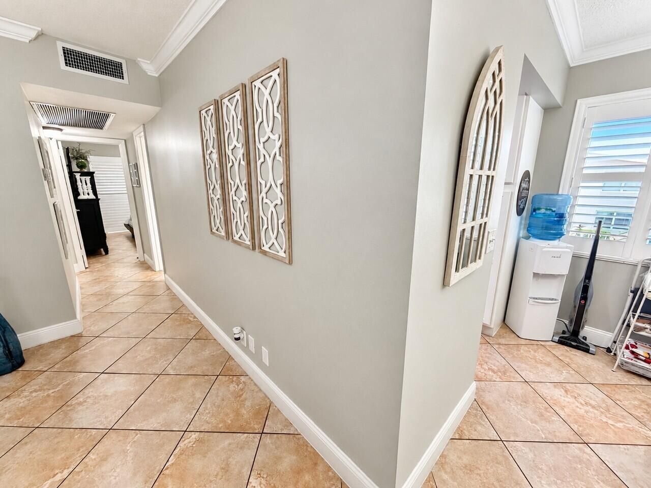 16 Sheffield A, Unit 16, West Palm Beach, FL 33417 Photo