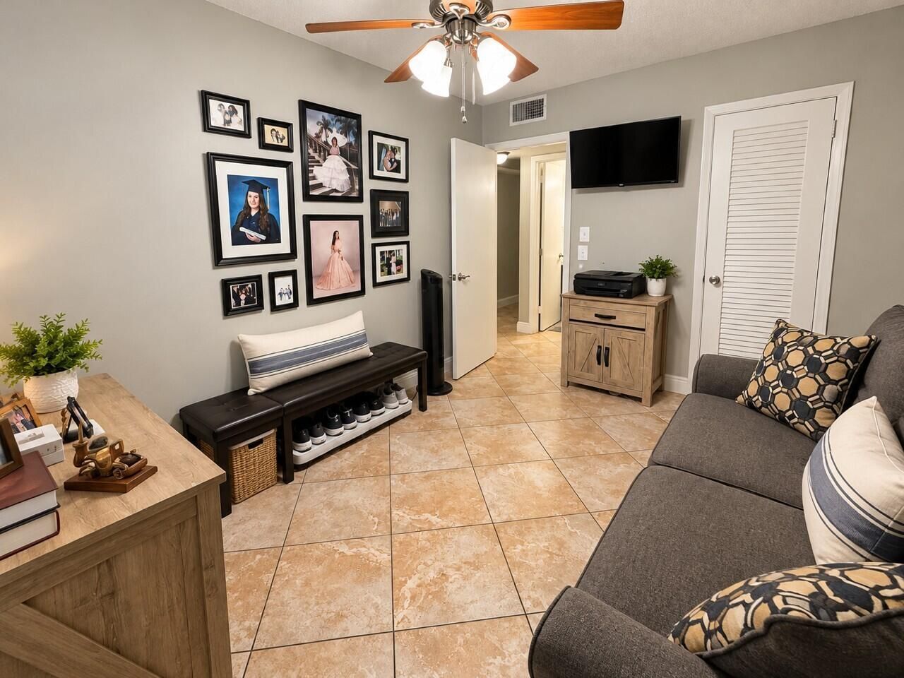 16 Sheffield A, Unit 16, West Palm Beach, FL 33417 Photo