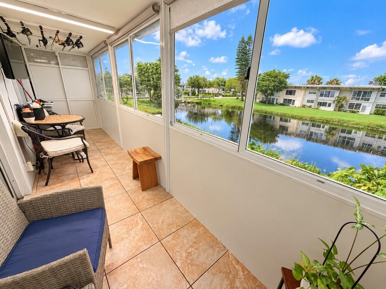16 Sheffield A, Unit 16, West Palm Beach, FL 33417 Photo