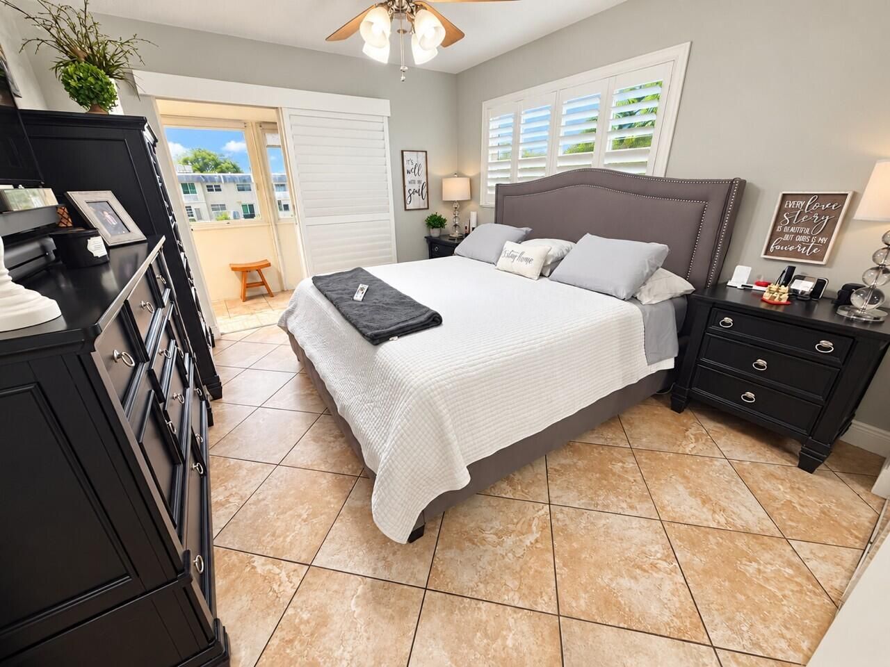 16 Sheffield A, Unit 16, West Palm Beach, FL 33417 Photo