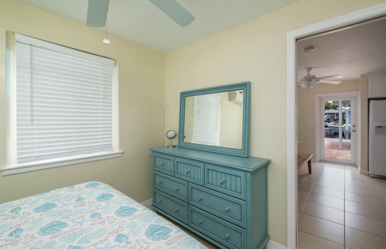 112 Sands Lane, Layton, FL 33001 Photo