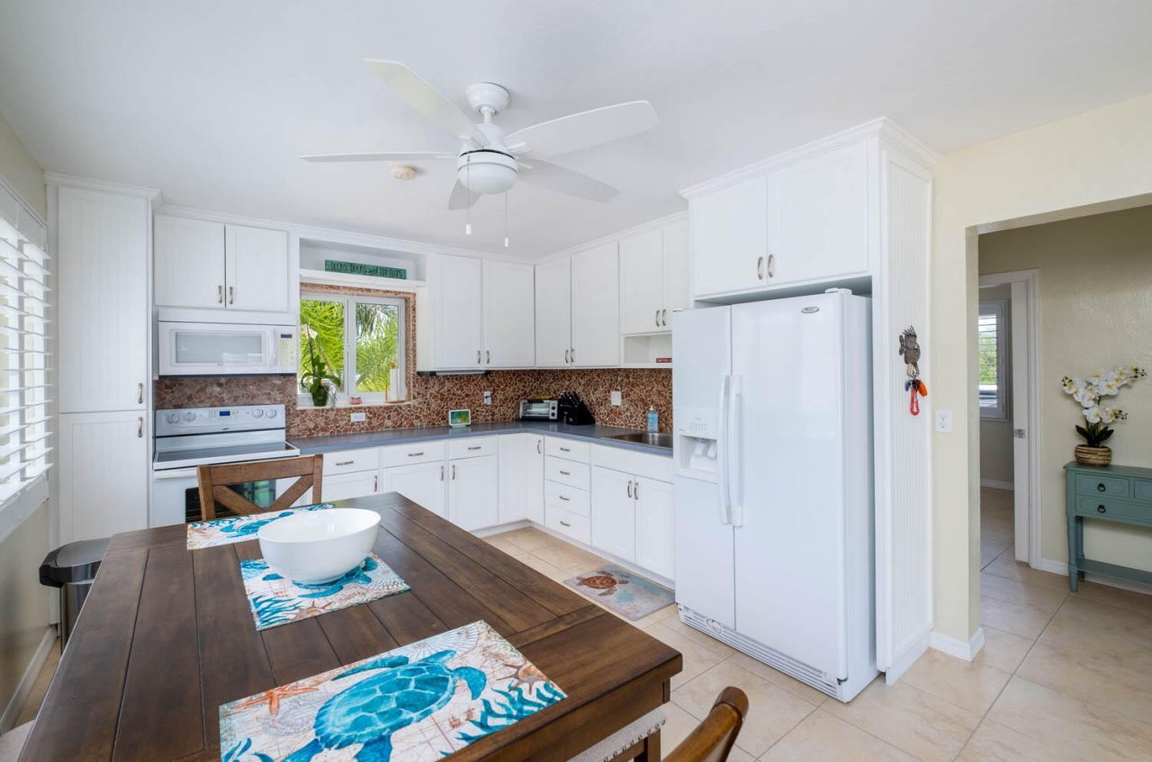 112 Sands Lane, Layton, FL 33001 Photo