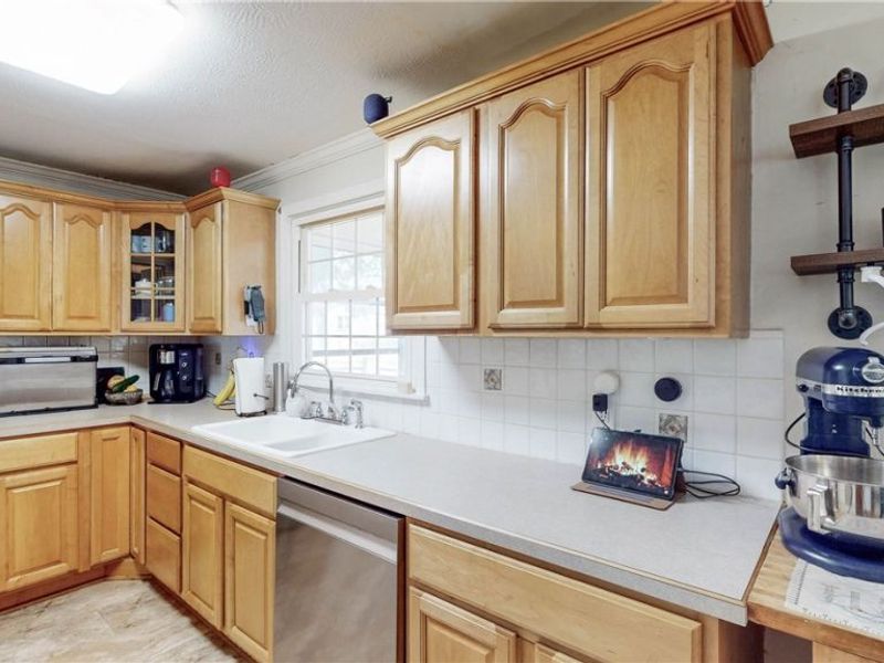 1661 Rexdale Avenue, Cuyahoga Falls, OH 44221 Photo 5