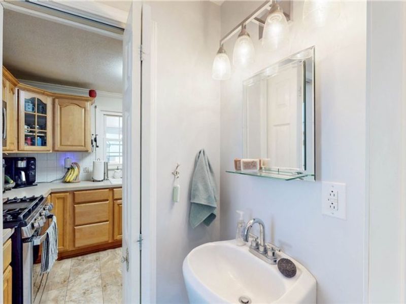 1661 Rexdale Avenue, Cuyahoga Falls, OH 44221 Photo 9