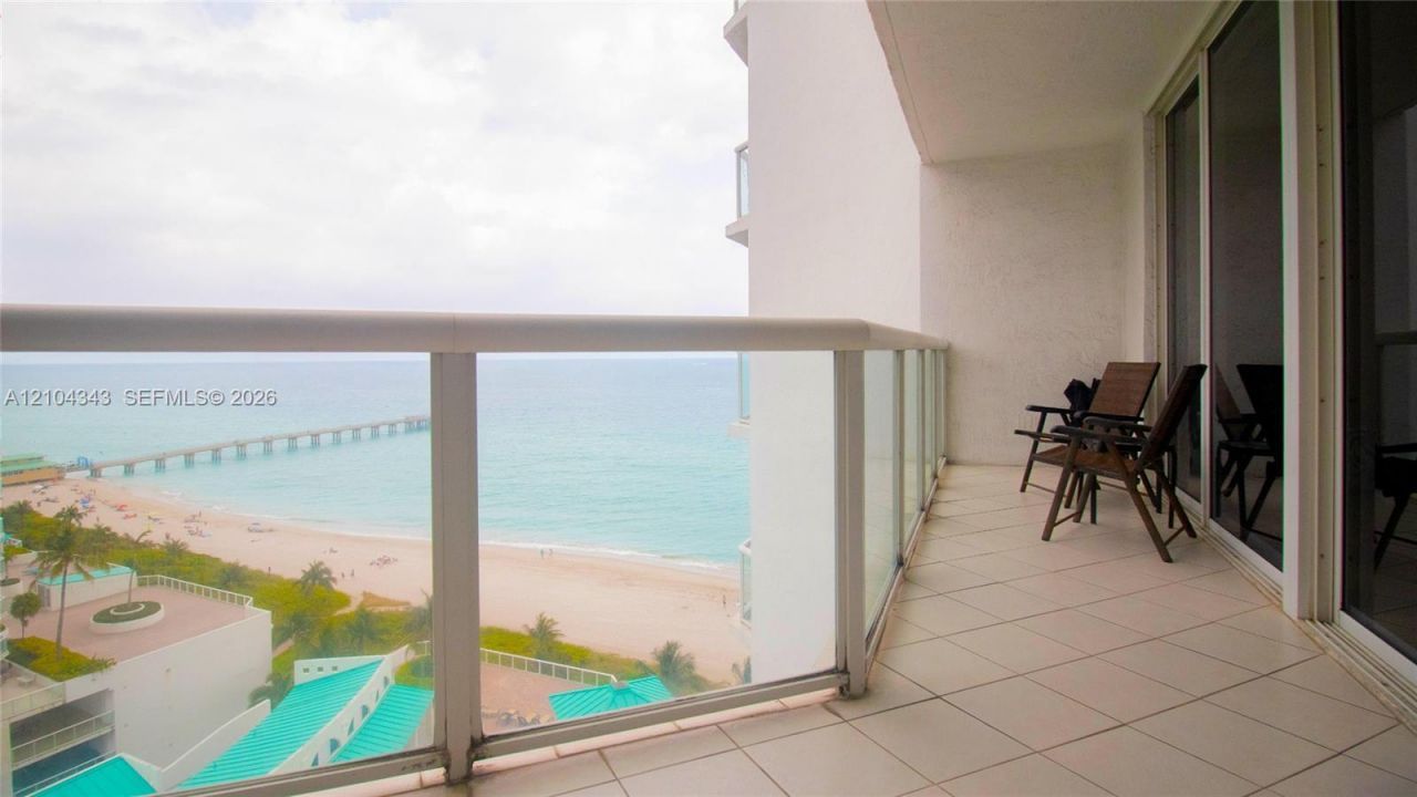 16425 Collins Ave , Unit 1215, Sunny Isles Beach, FL 33160 Photo