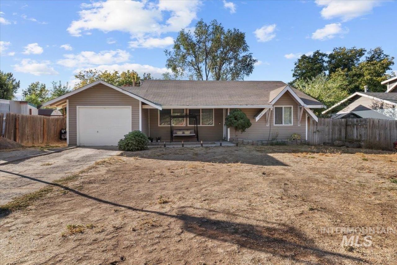 209 Mountain View Dr, Jerome, ID 83338 Main Photo