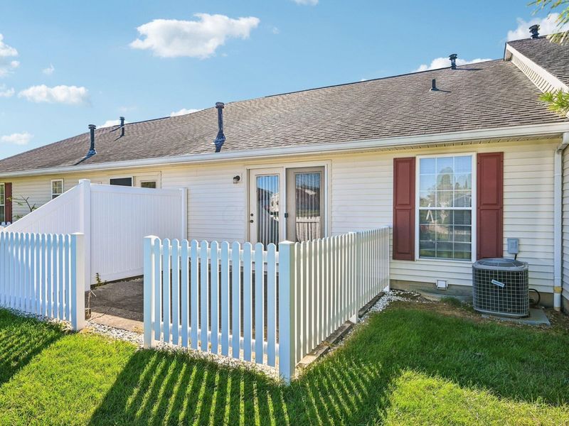 303 Retreat Lane, Unit 303, Marysville, OH 43040 Photo 5