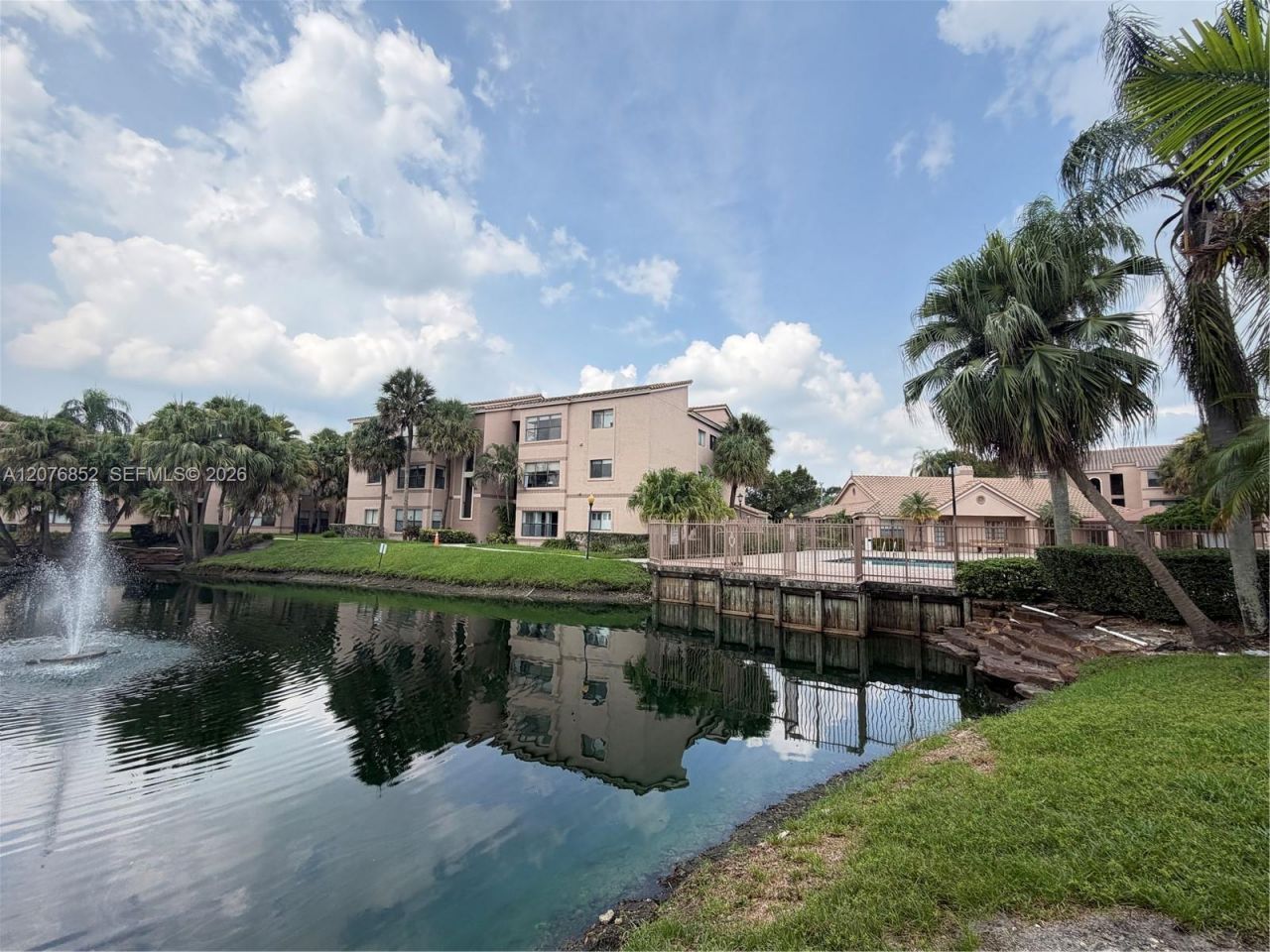 2926 S University Dr, Unit 6107, Davie, FL 33328 Photo