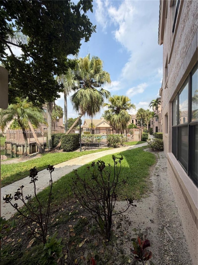 2926 S University Dr, Unit 6107, Davie, FL 33328 Photo
