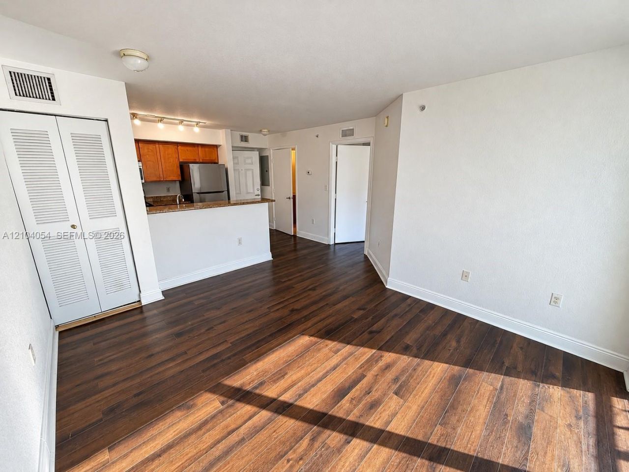 219 NW 12th Ave, Unit 705, Miami, FL 33128 Photo