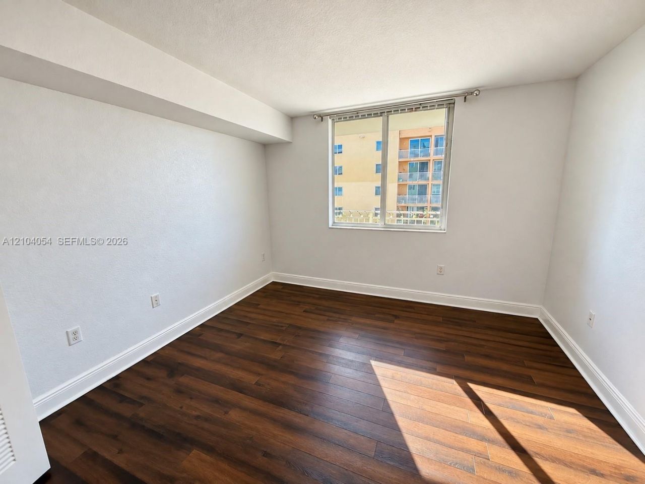 219 NW 12th Ave, Unit 705, Miami, FL 33128 Photo