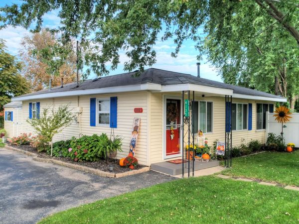 4135 W Joy Road, Shelbyville, MI 49344