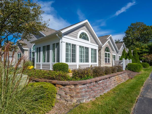 2787 Villa Lane, Benton Harbor, MI 49022