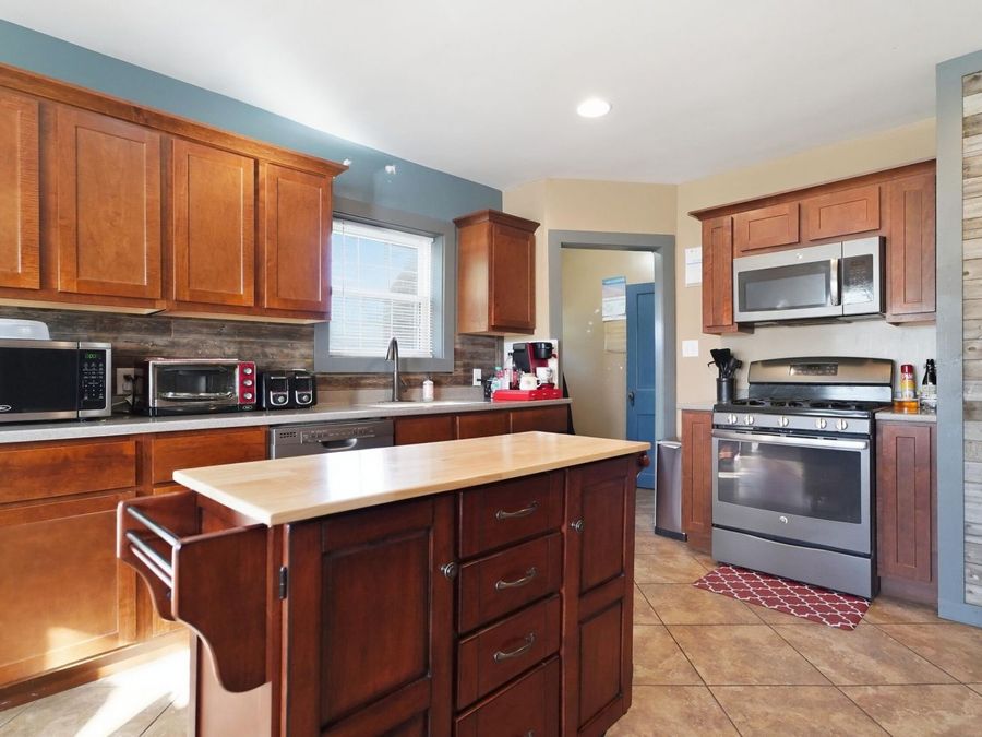 Property Image 9