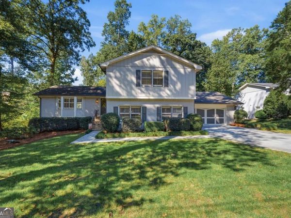 4946 Village Creek Drive, Dunwoody, GA 30338