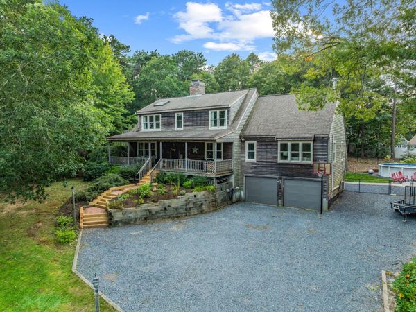 53 Kettle Hole Rd, Barnstable, MA 02668