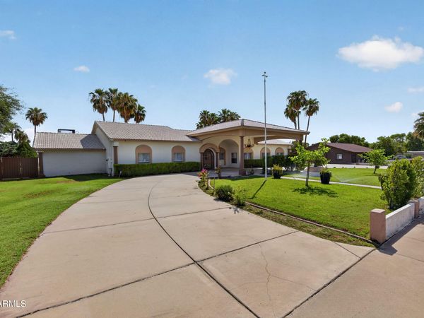 6625 W SWEETWATER Avenue, Glendale, AZ 85304
