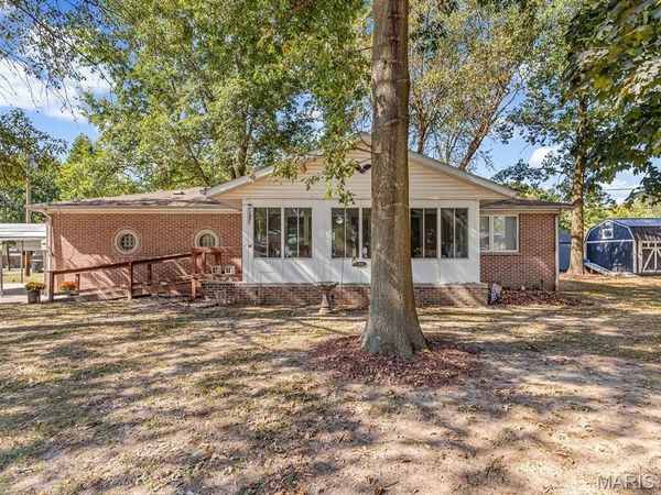 811 S Main Street, Coulterville, IL 62237