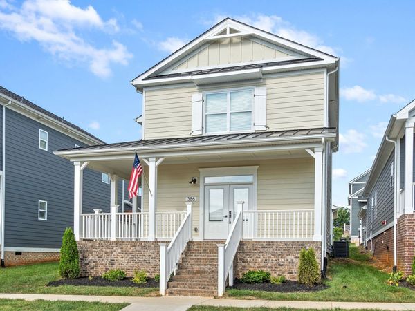 386 Augusta Avenue , Pleasant View, TN 37146